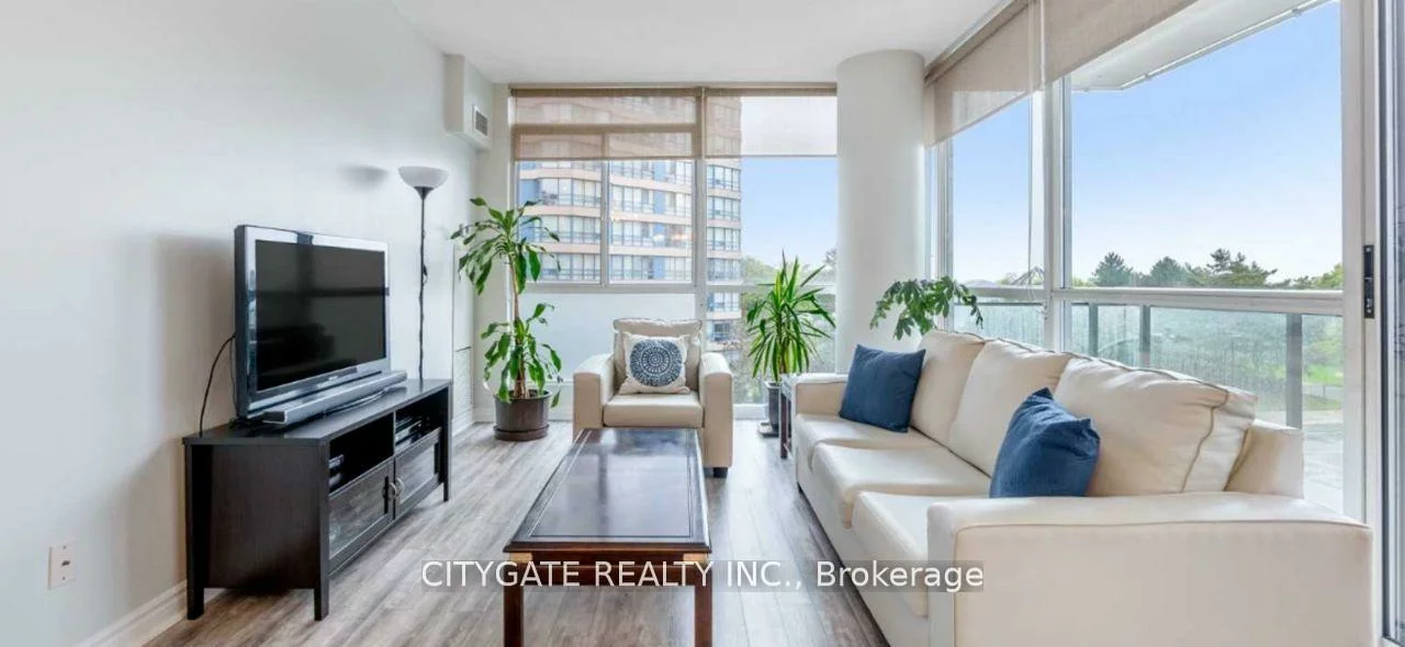 225, Webb, City Centre, Mississauga