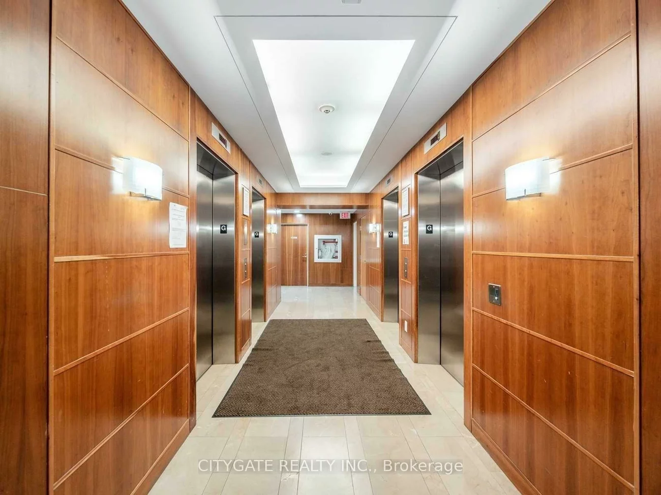 225, Webb, City Centre, Mississauga
