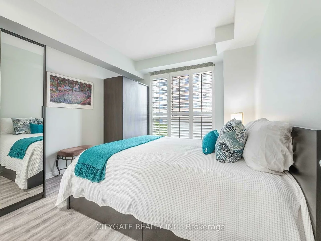 225, Webb, City Centre, Mississauga