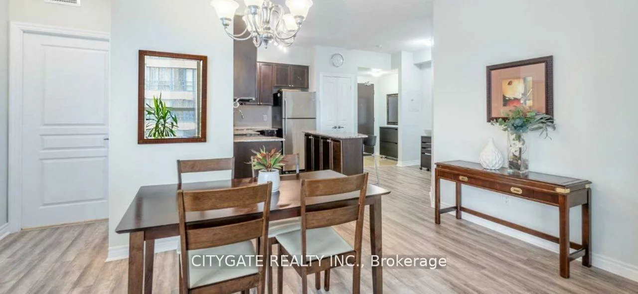 225, Webb, City Centre, Mississauga