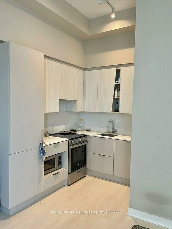 3900, Confederation, City Centre, Mississauga