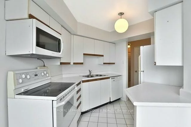1485, Lakeshore, Lakeview, Mississauga