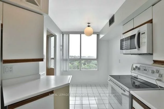 1485, Lakeshore, Lakeview, Mississauga