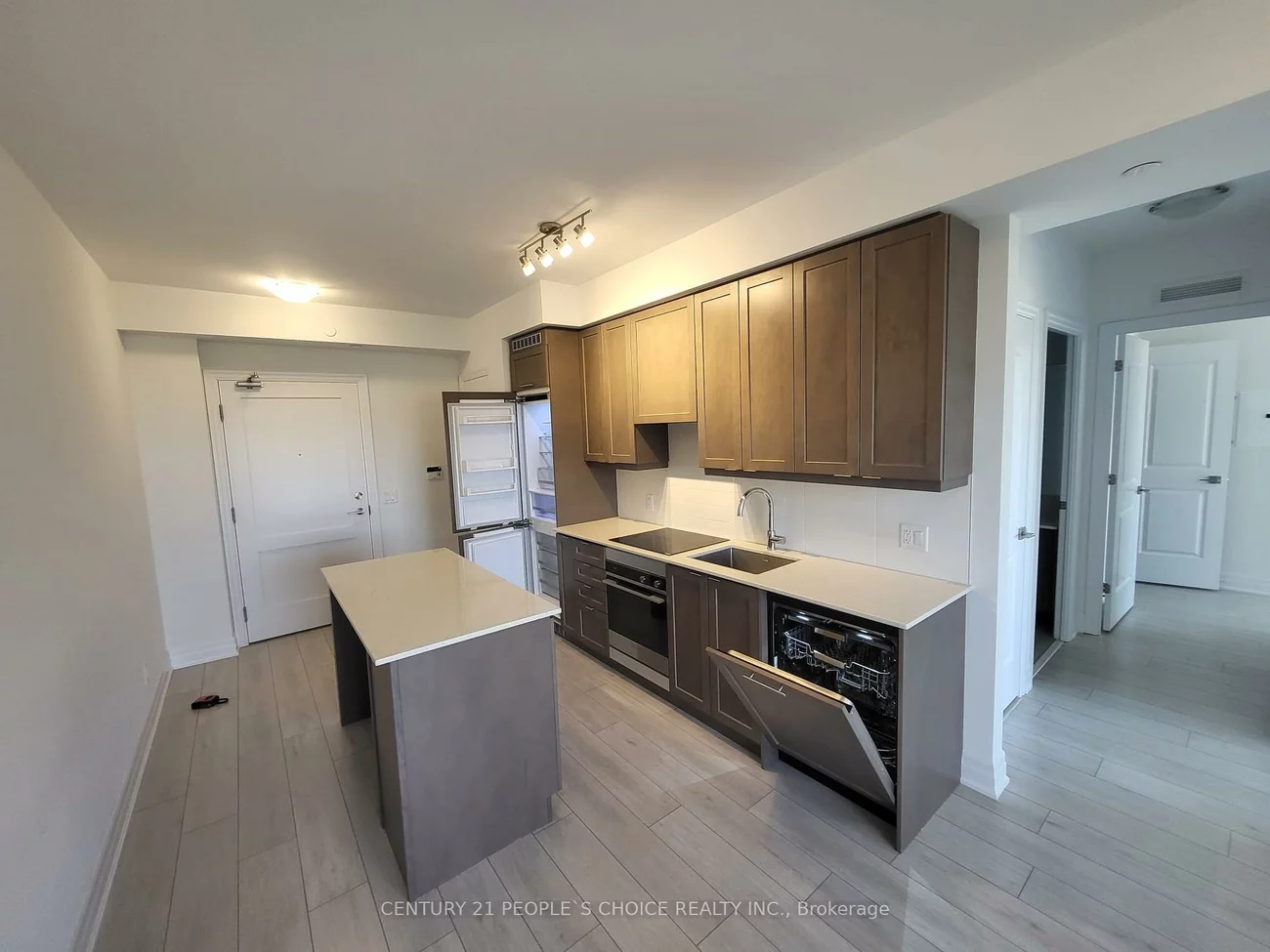 30, Elm, Fairview, Mississauga