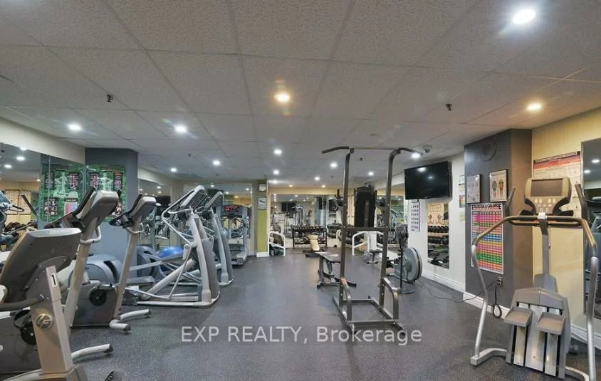 2323, Confederation, Cooksville, Mississauga