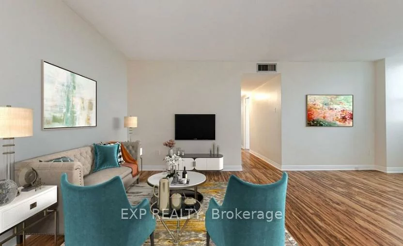 2323, Confederation, Cooksville, Mississauga