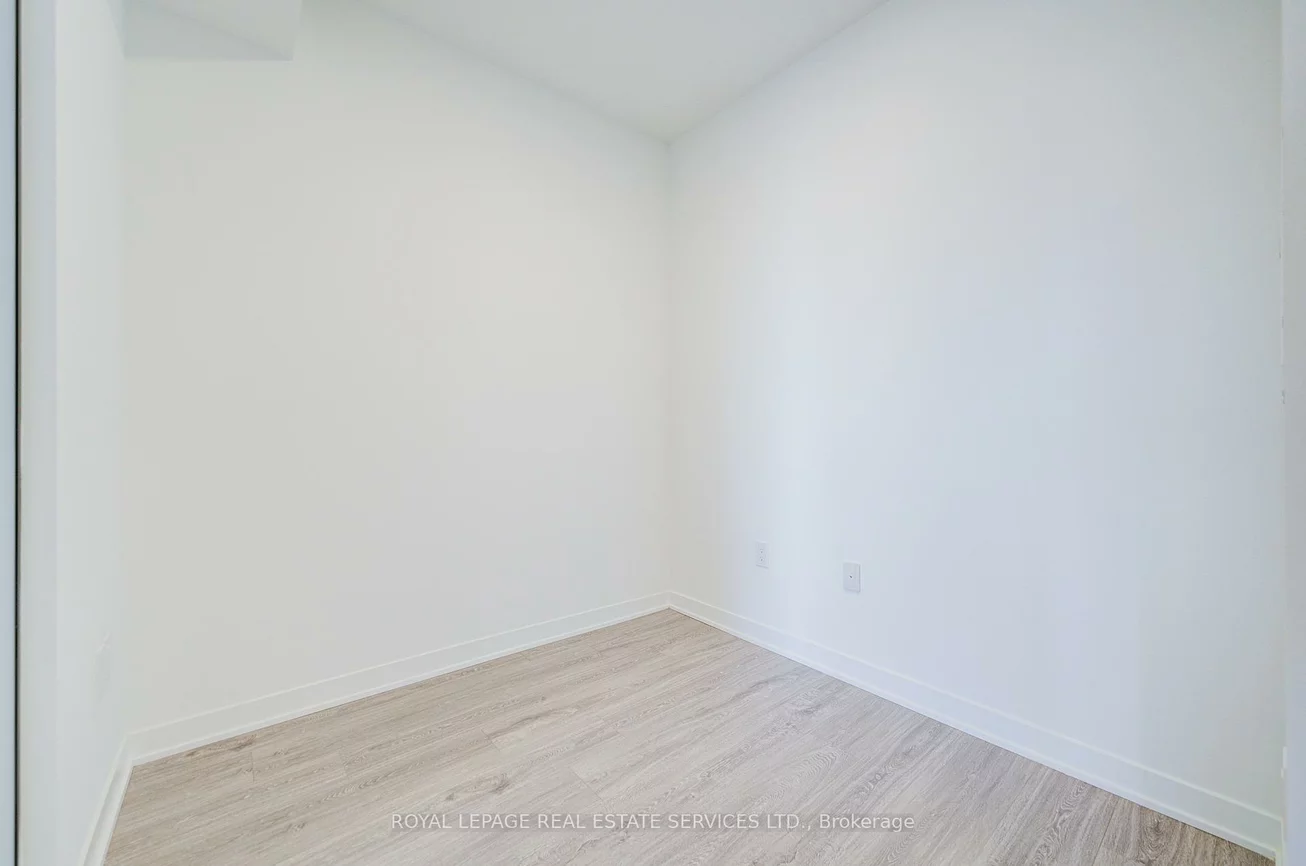2495, Eglinton, Central Erin Mills, Mississauga