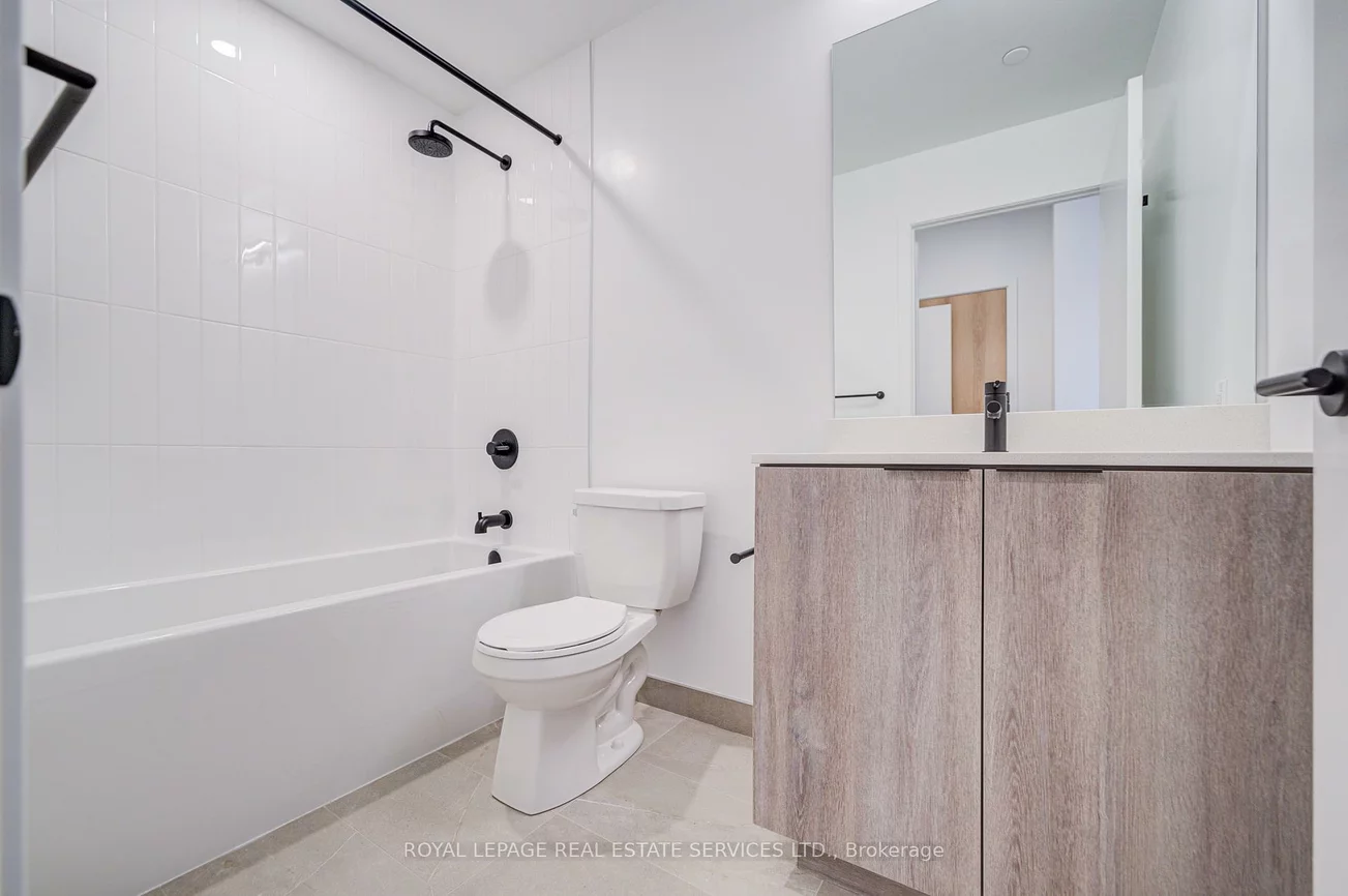 2495, Eglinton, Central Erin Mills, Mississauga