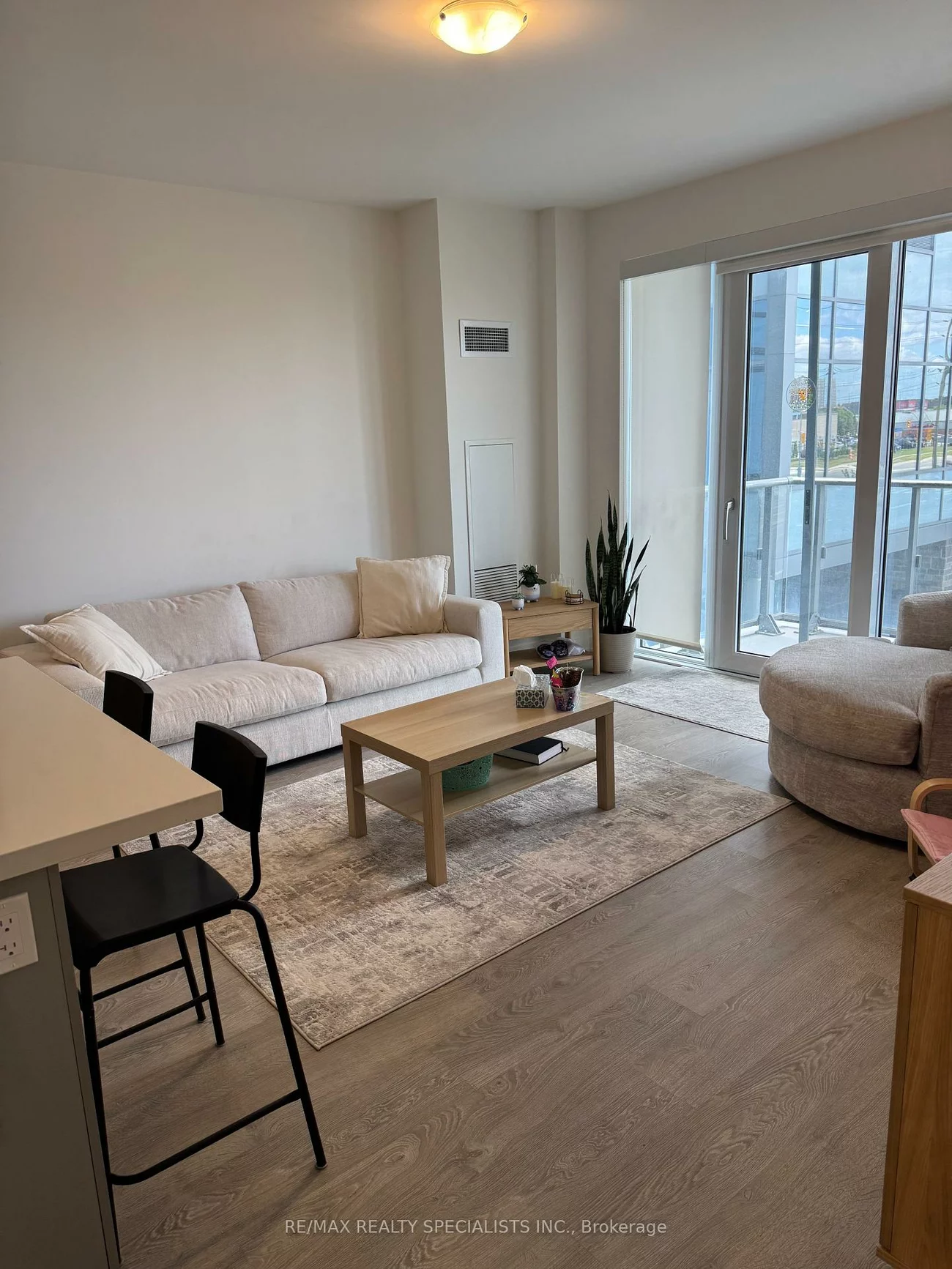 4675, Metcalfe, Erin Mills, Mississauga