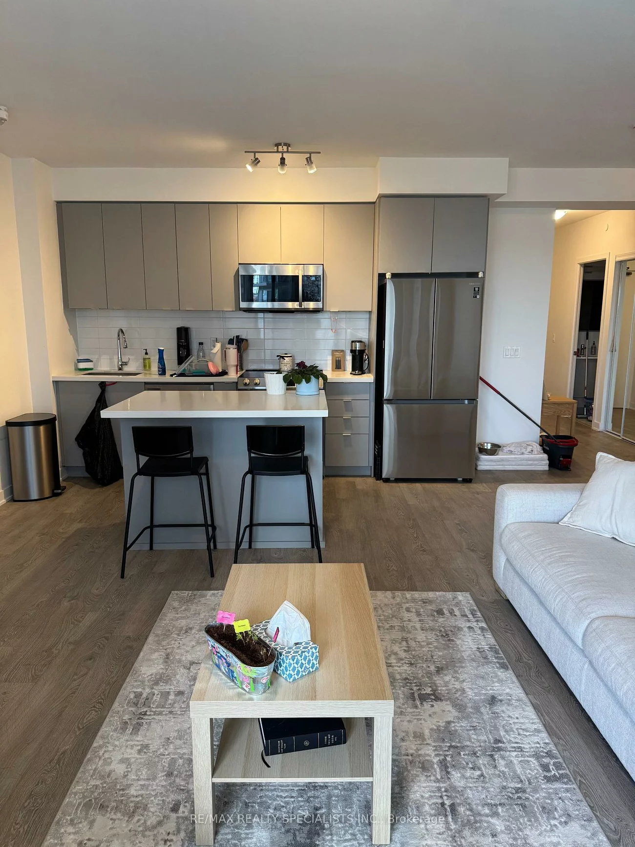 4675, Metcalfe, Erin Mills, Mississauga