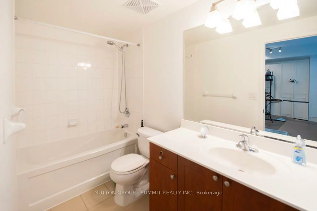 385, Prince of Wales, City Centre, Mississauga