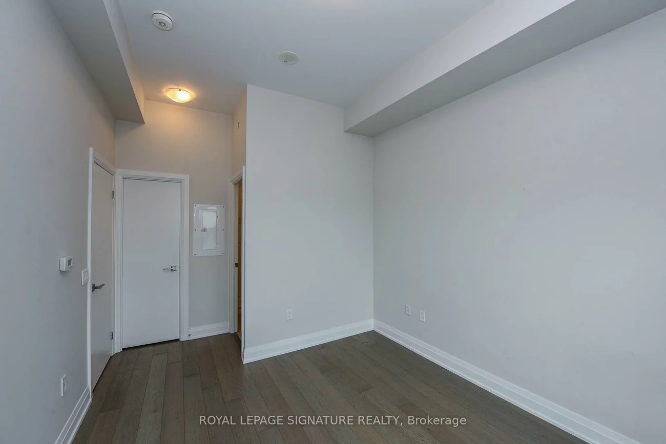 4085, Parkside Village, City Centre, Mississauga