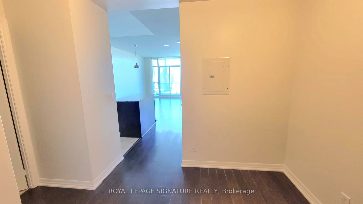 223, Webb, City Centre, Mississauga