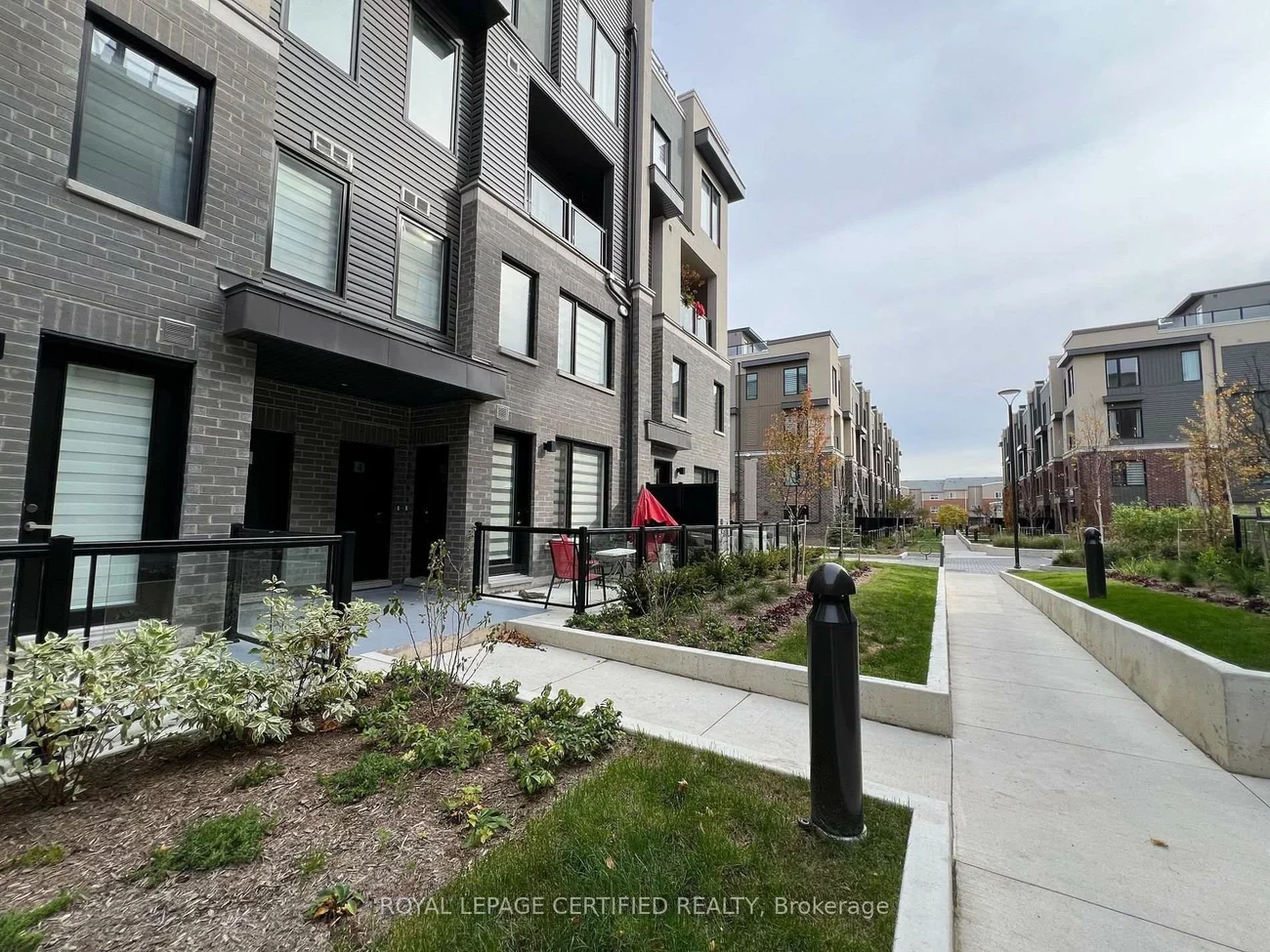 3562, Colonial, Erin Mills, Mississauga