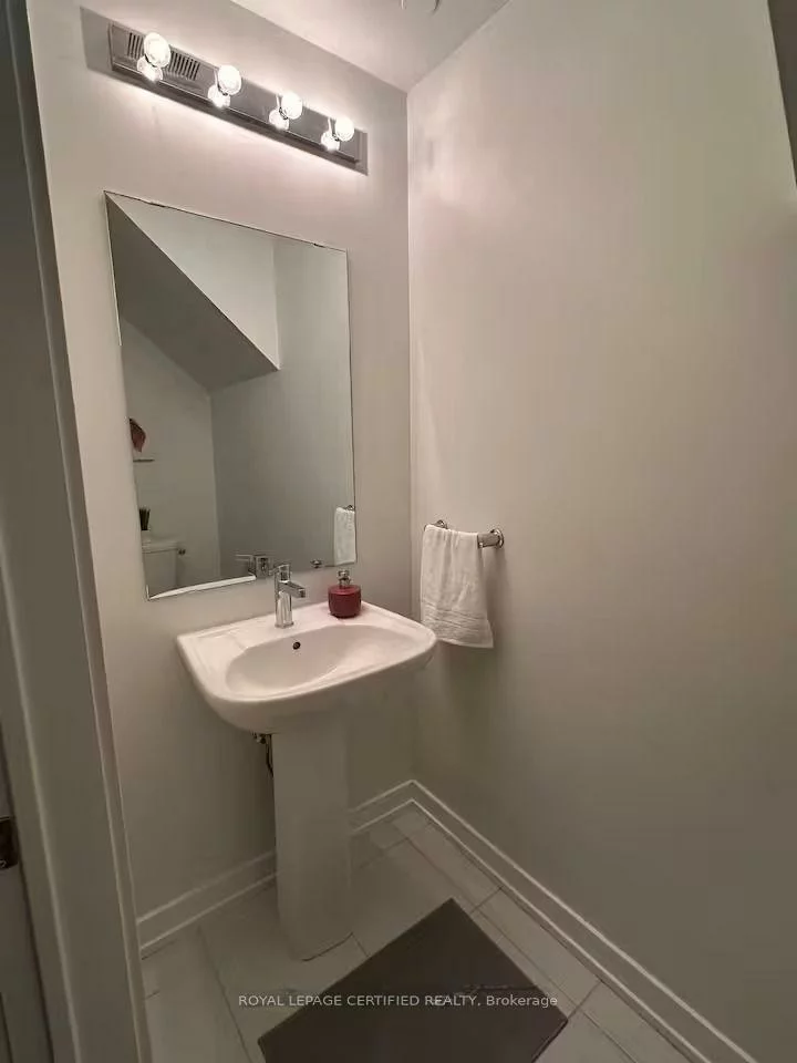 3562, Colonial, Erin Mills, Mississauga
