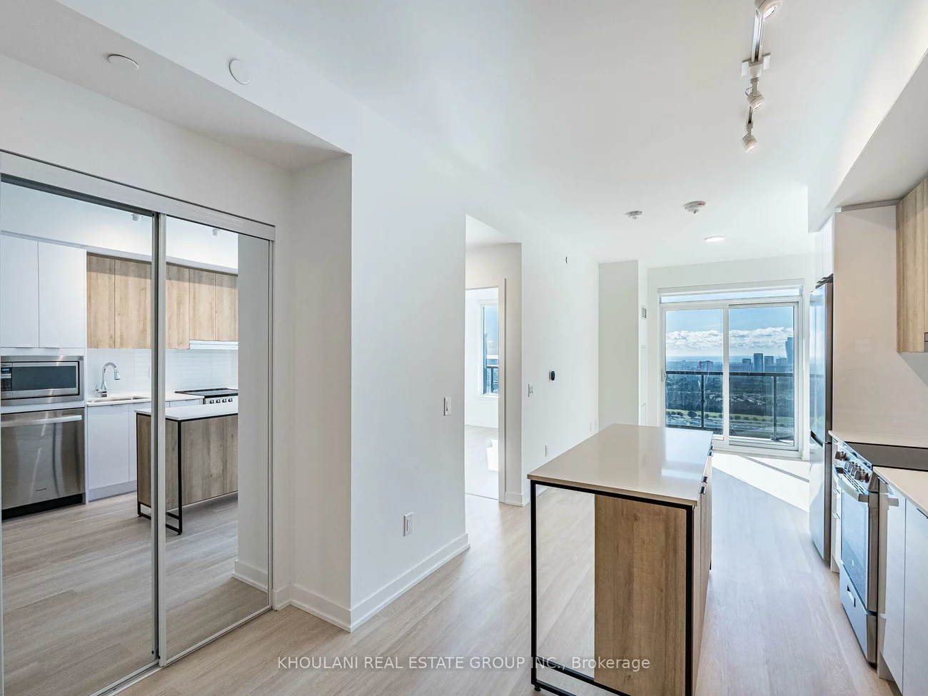 5105, Hurontario, Hurontario, Mississauga