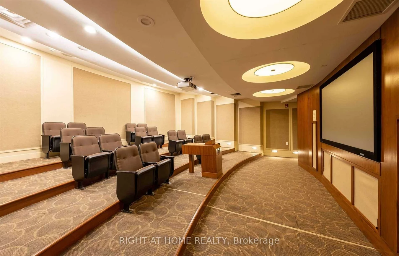 3880, Duke Of York, City Centre, Mississauga