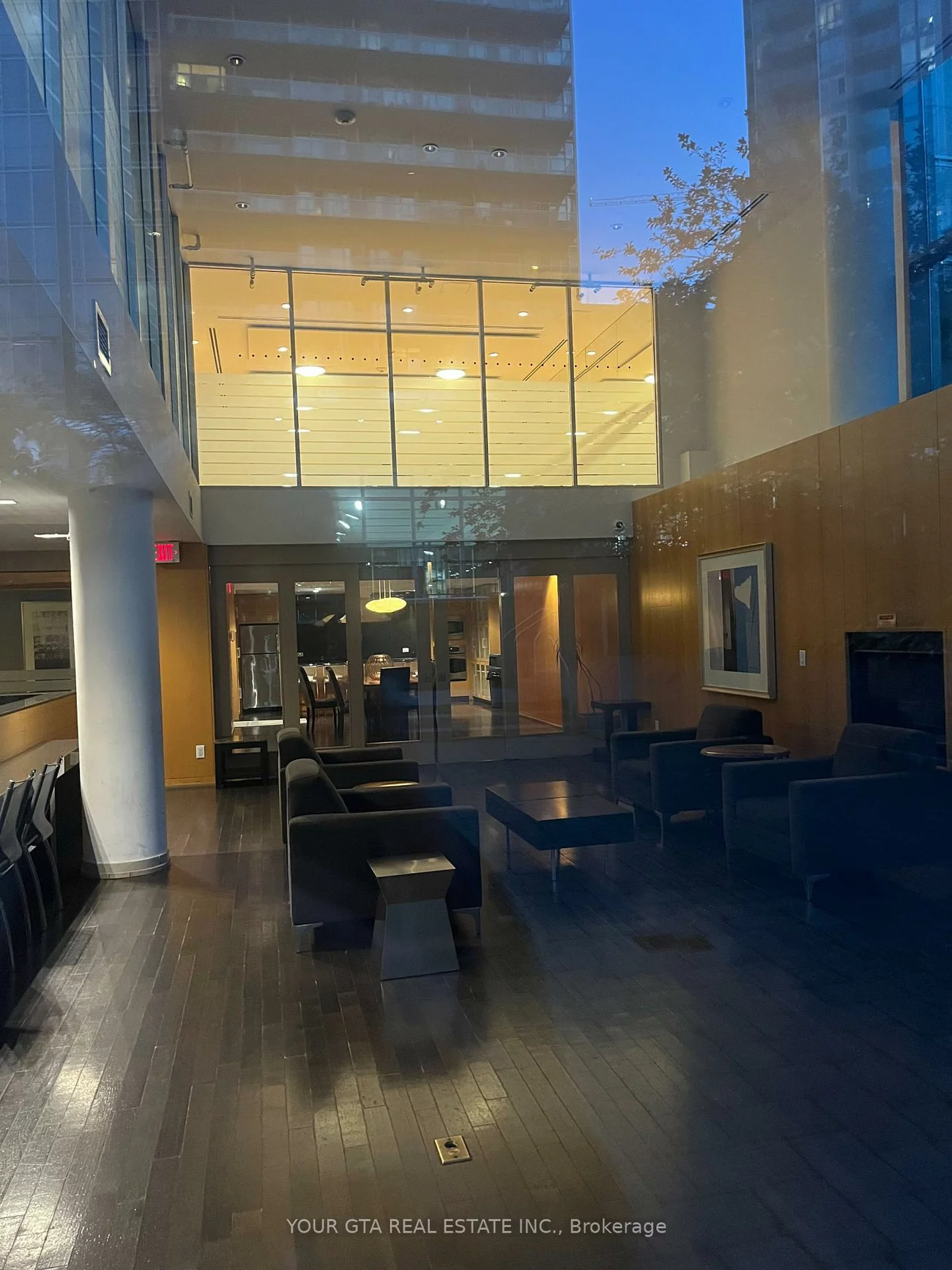 223, Webb, City Centre, Mississauga