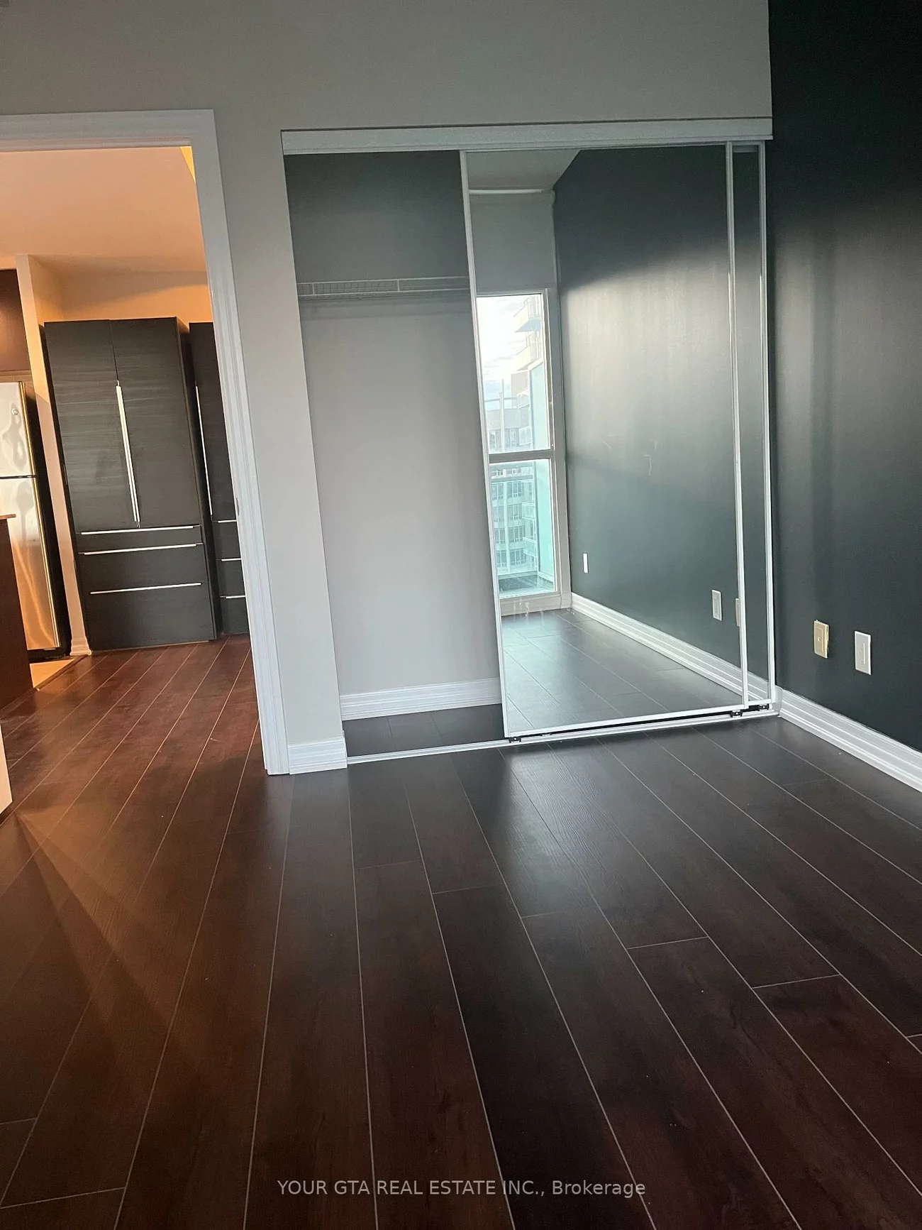 223, Webb, City Centre, Mississauga