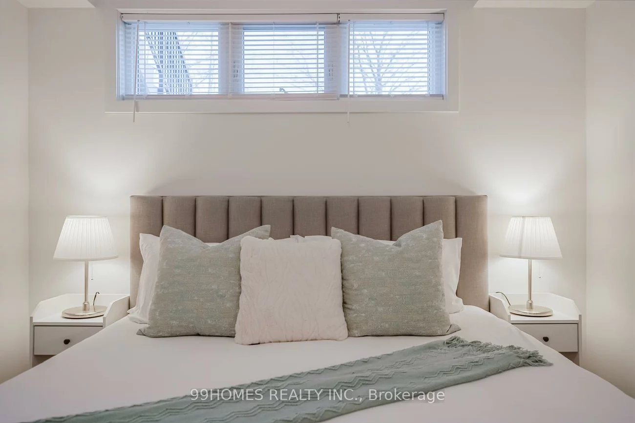 4015, Hickory, Rathwood, Mississauga