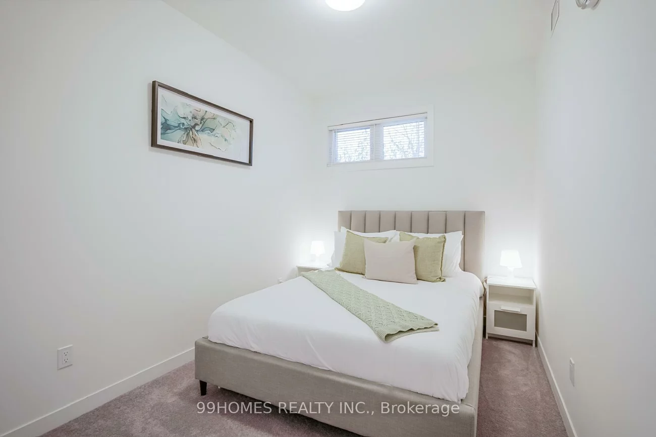 4015, Hickory, Rathwood, Mississauga