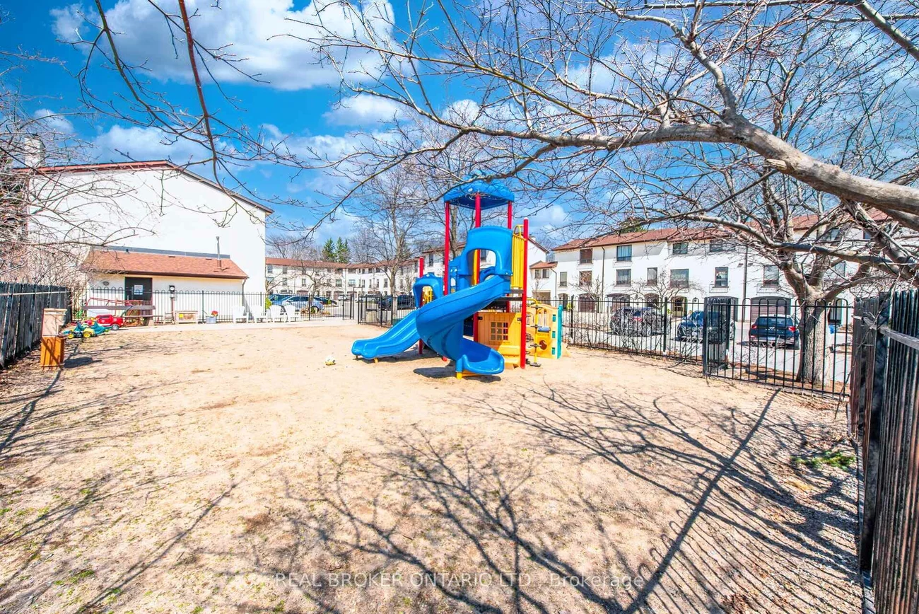 6679, Shelter Bay, Meadowvale, Mississauga