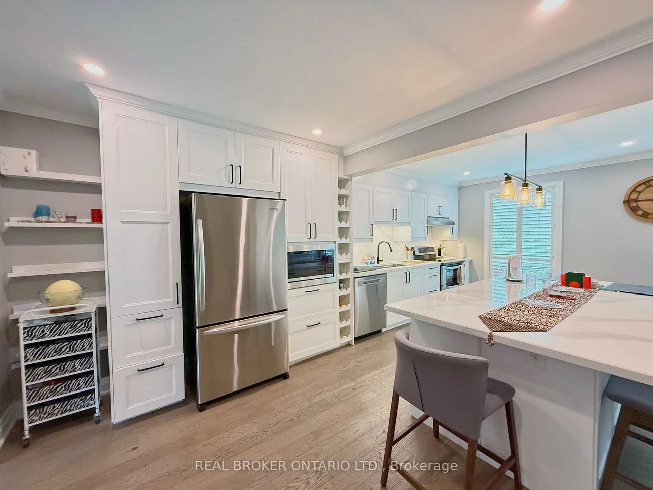 6679, Shelter Bay, Meadowvale, Mississauga
