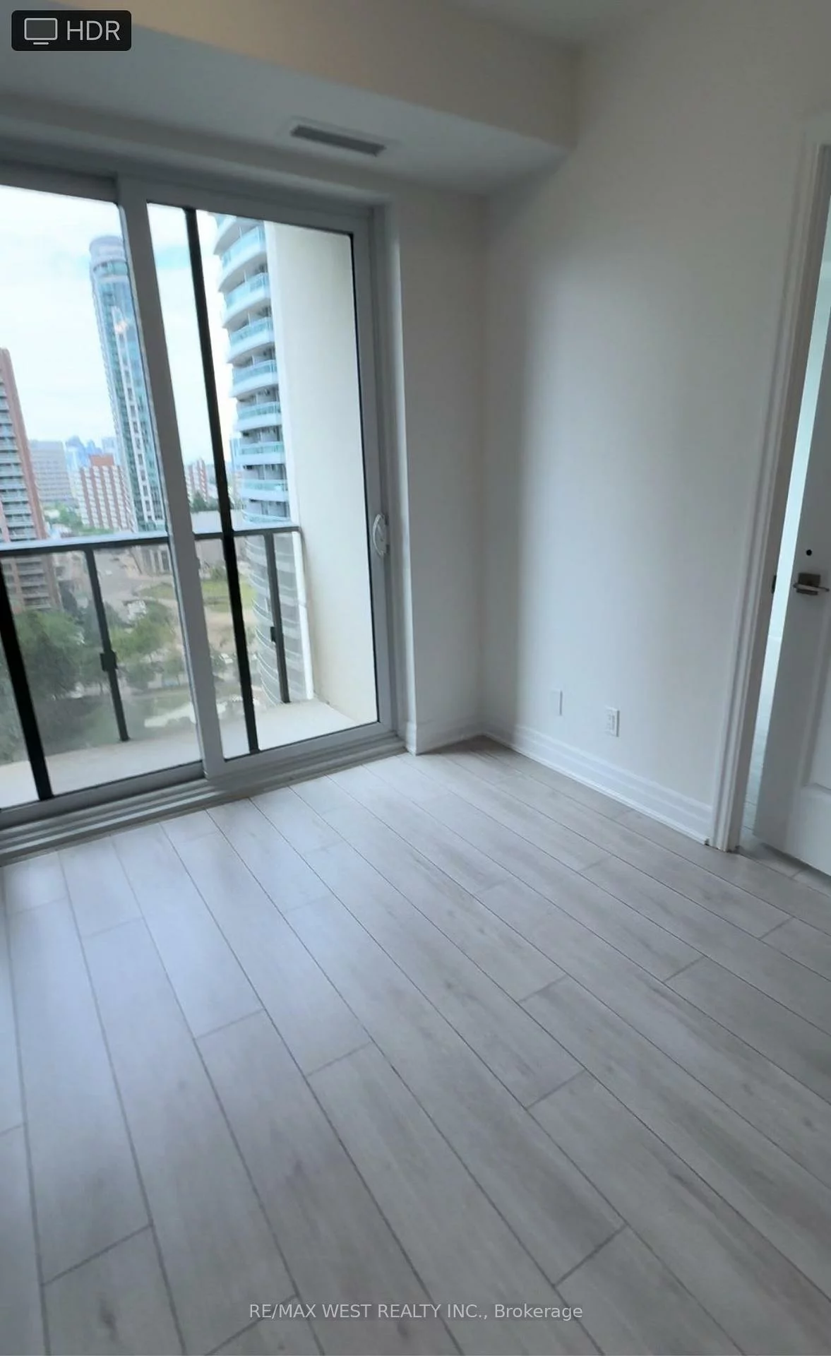 30, Elm, City Centre, Mississauga