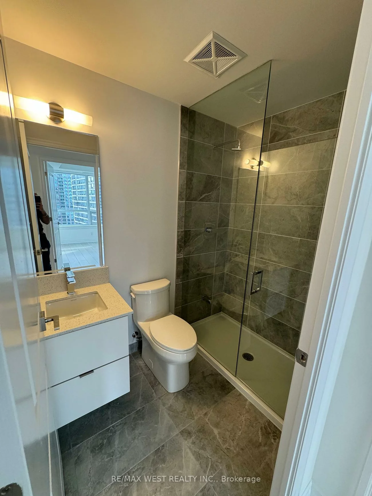 30, Elm, City Centre, Mississauga