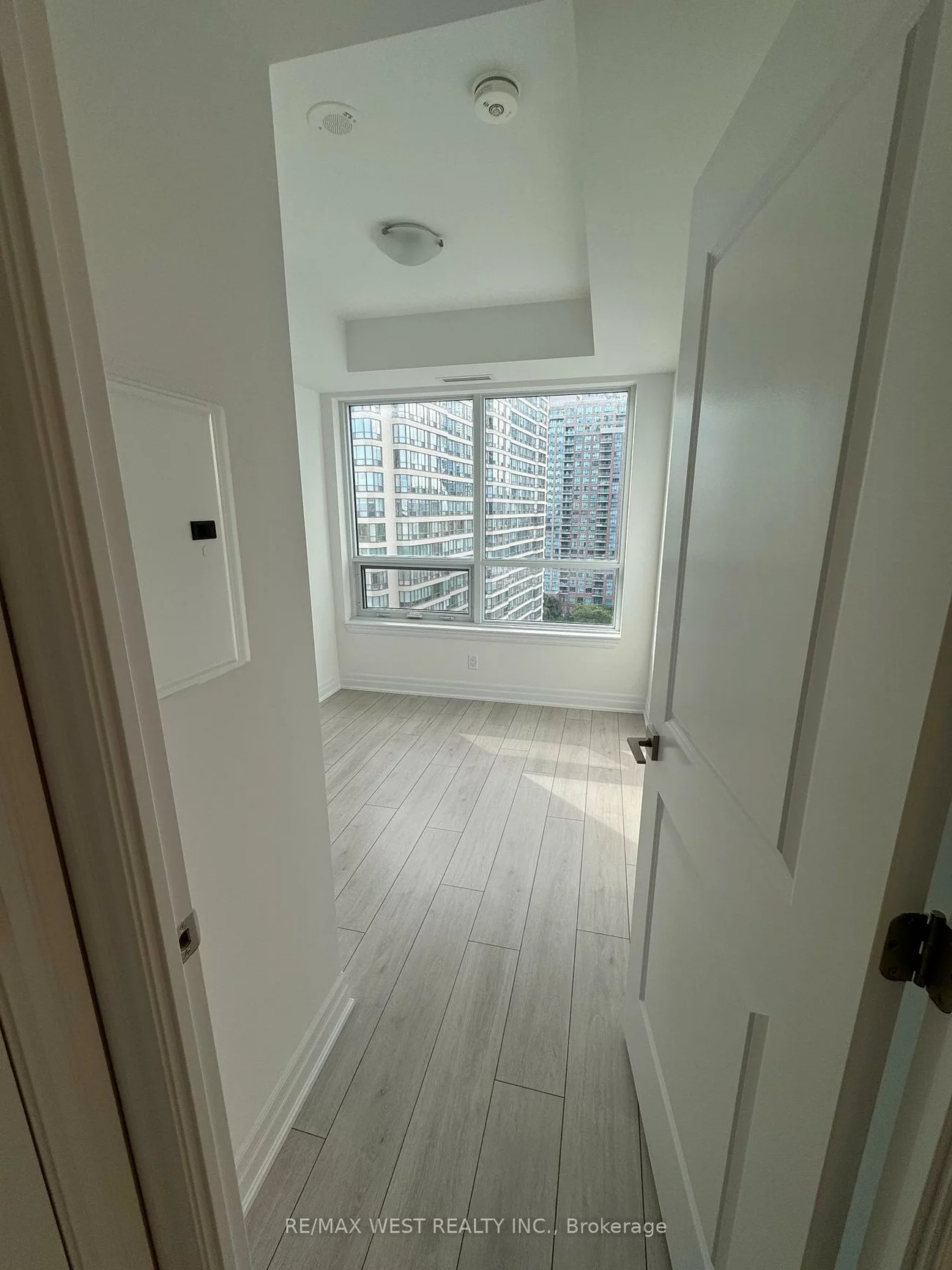 30, Elm, City Centre, Mississauga