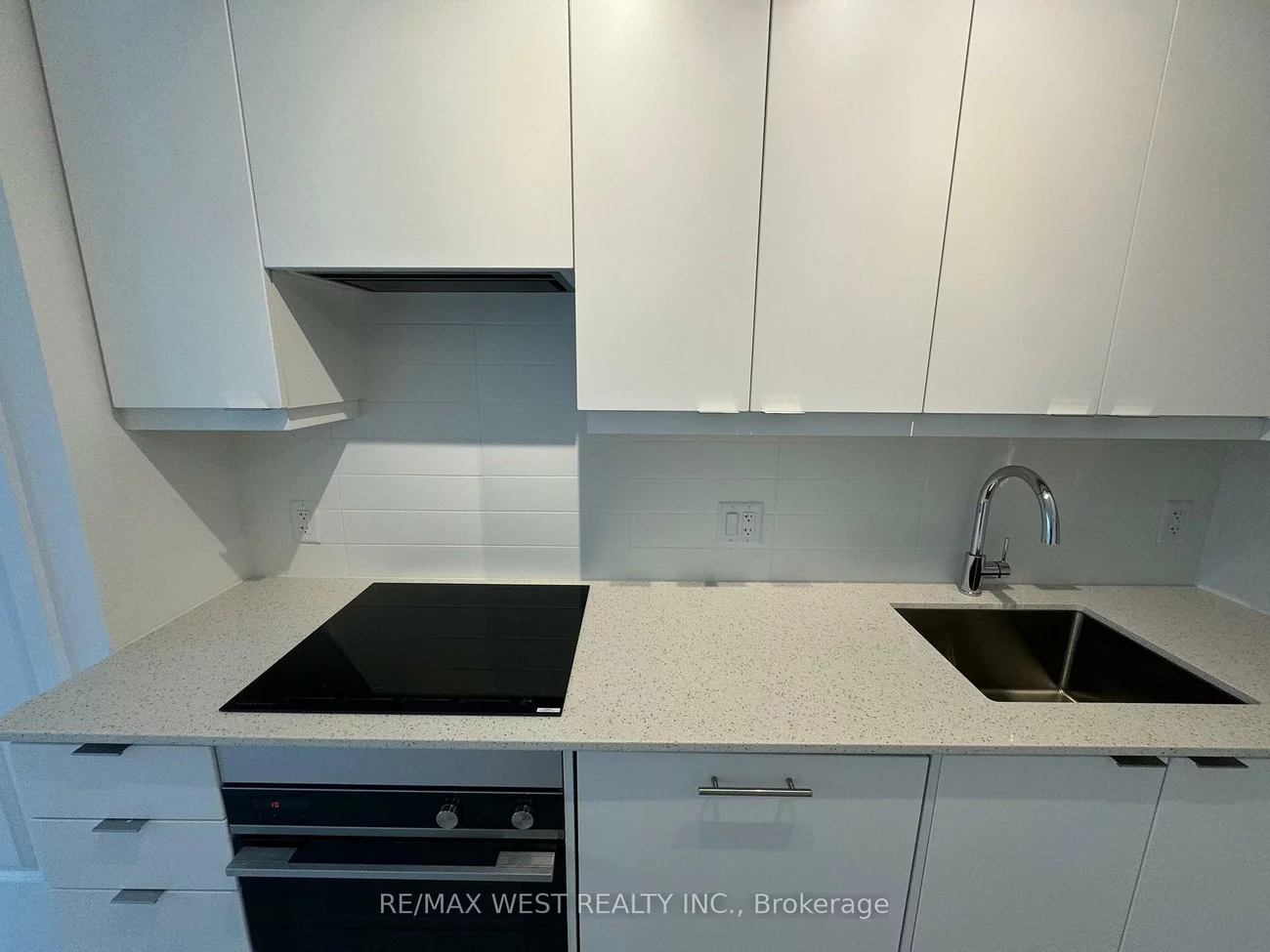 30, Elm, City Centre, Mississauga