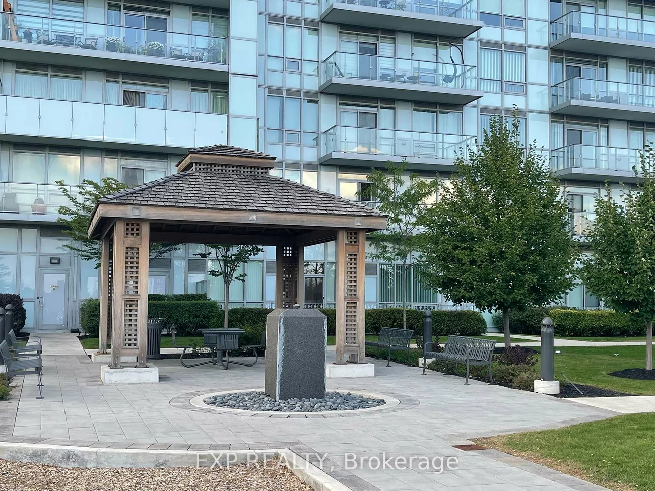 4677, Glen Erin, Central Erin Mills, Mississauga