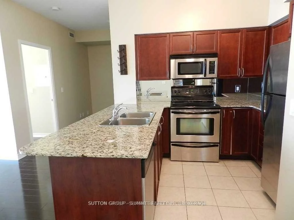 388, Prince Of Wales, City Centre, Mississauga