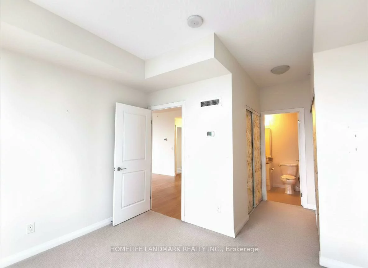 75, Eglinton, Hurontario, Mississauga