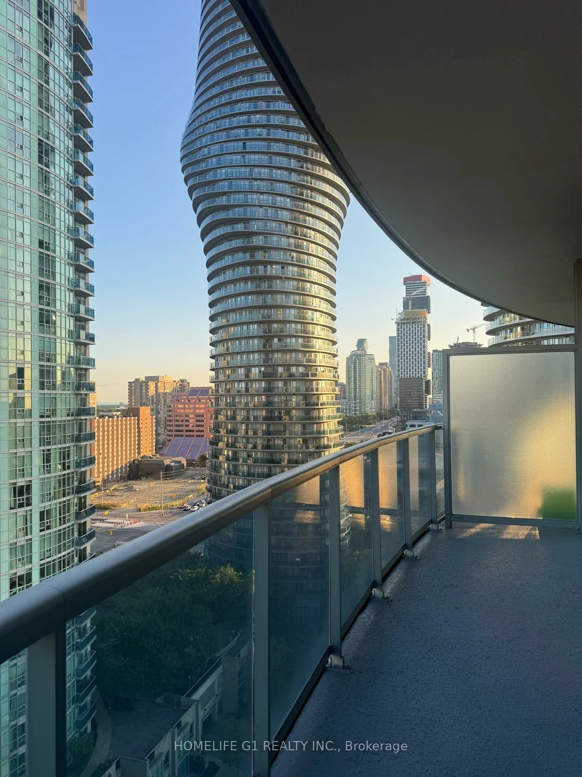 80, Absolute, City Centre, Mississauga