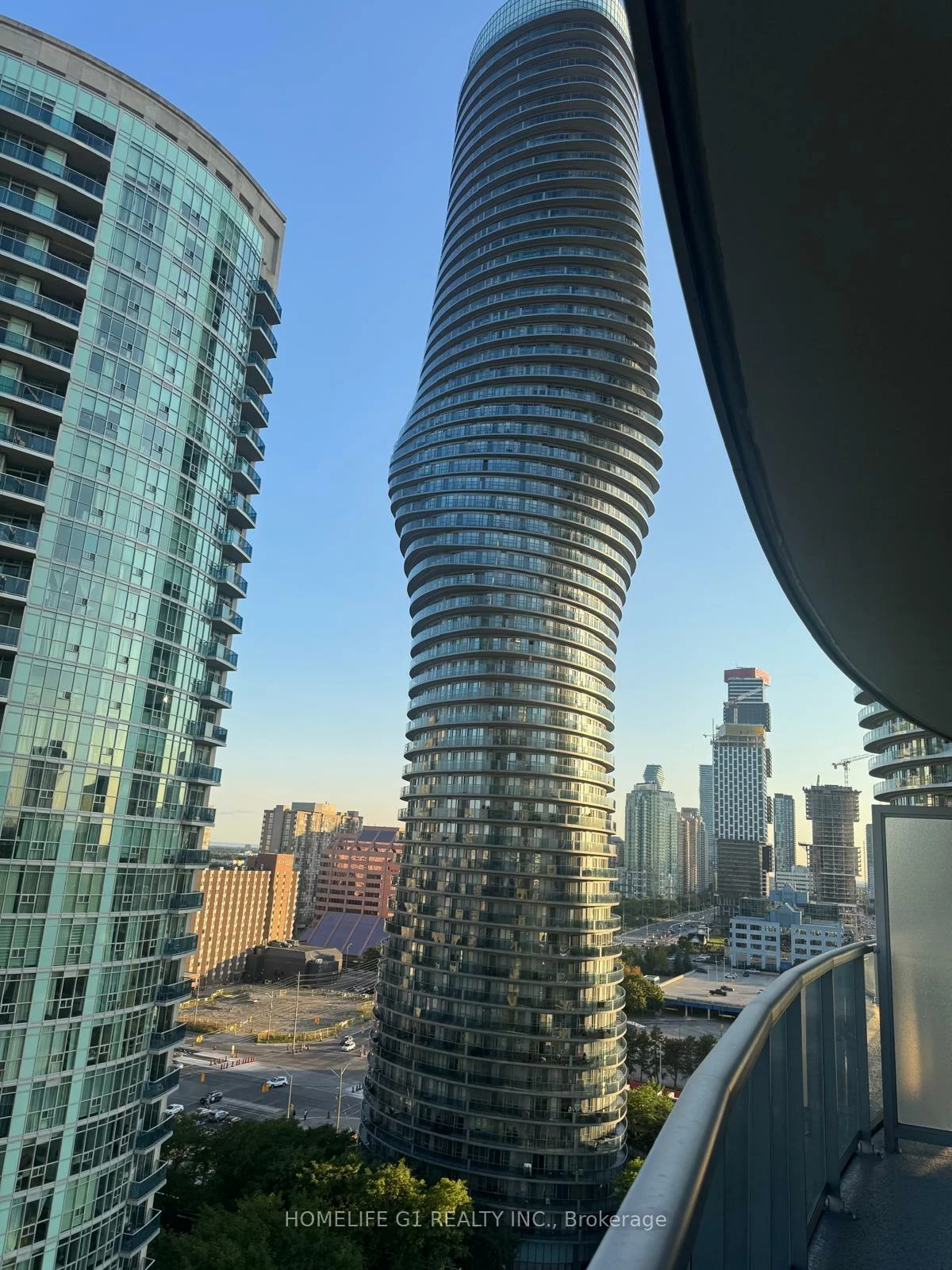 80, Absolute, City Centre, Mississauga