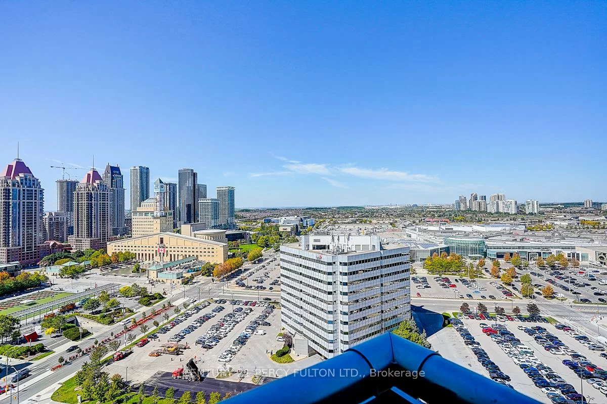 220, Burnhamthorpe, City Centre, Mississauga