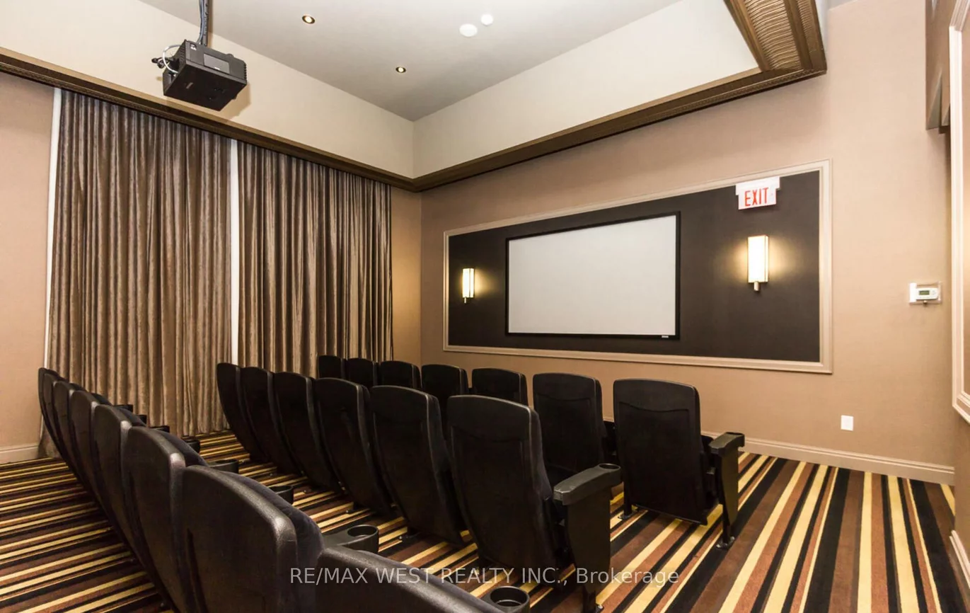 385, Prince Of Wales, City Centre, Mississauga