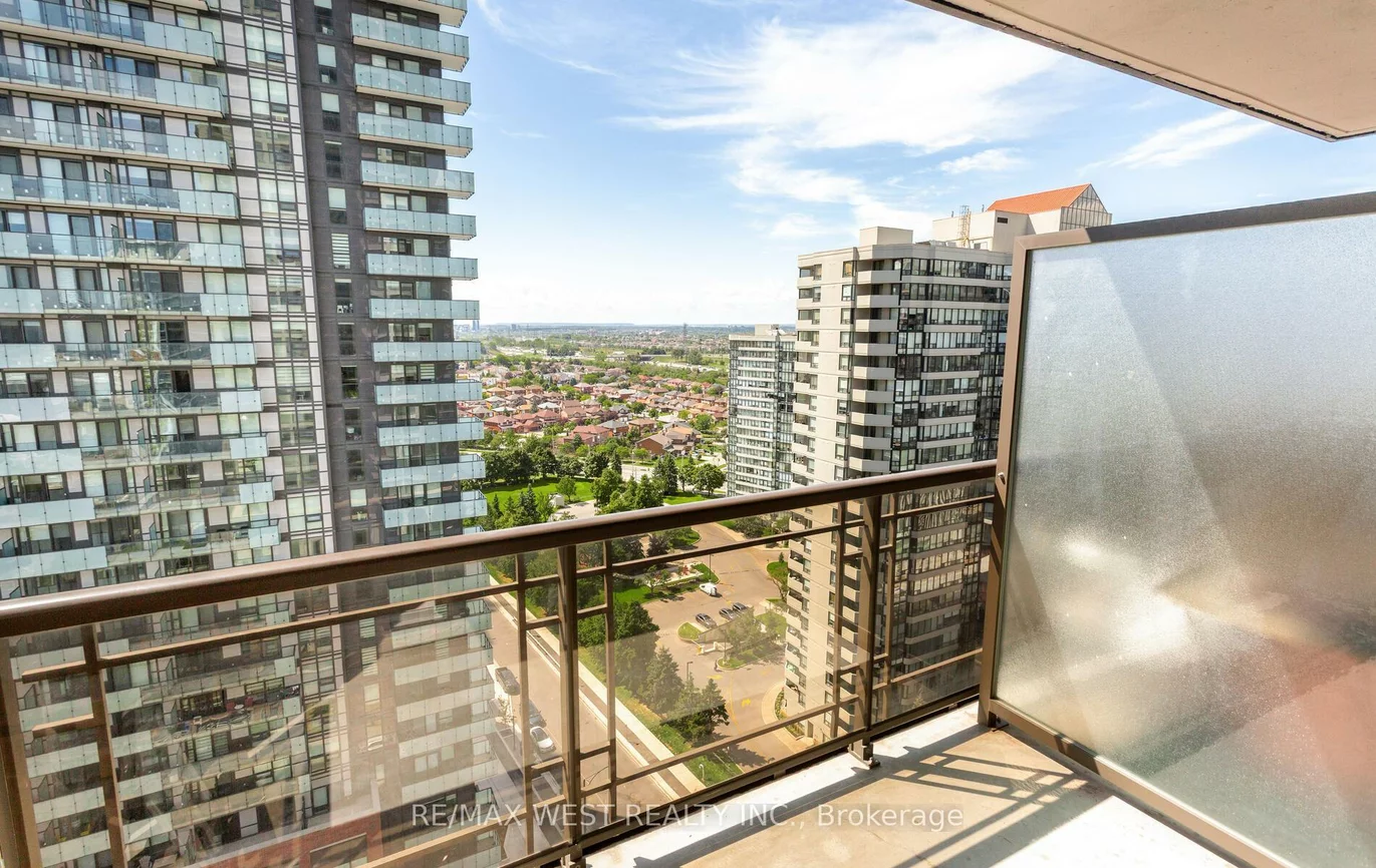 385, Prince Of Wales, City Centre, Mississauga