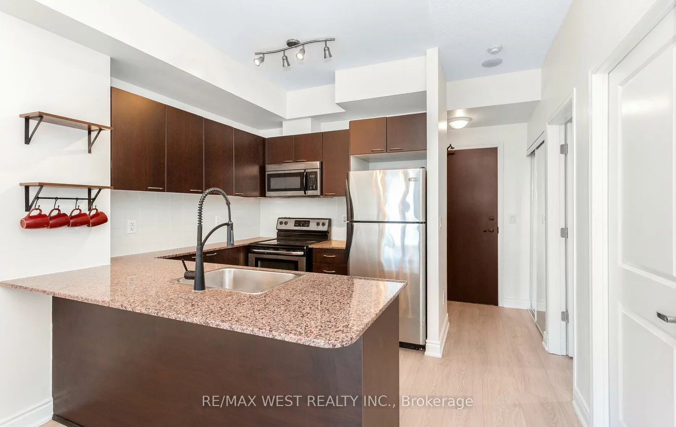 385, Prince Of Wales, City Centre, Mississauga