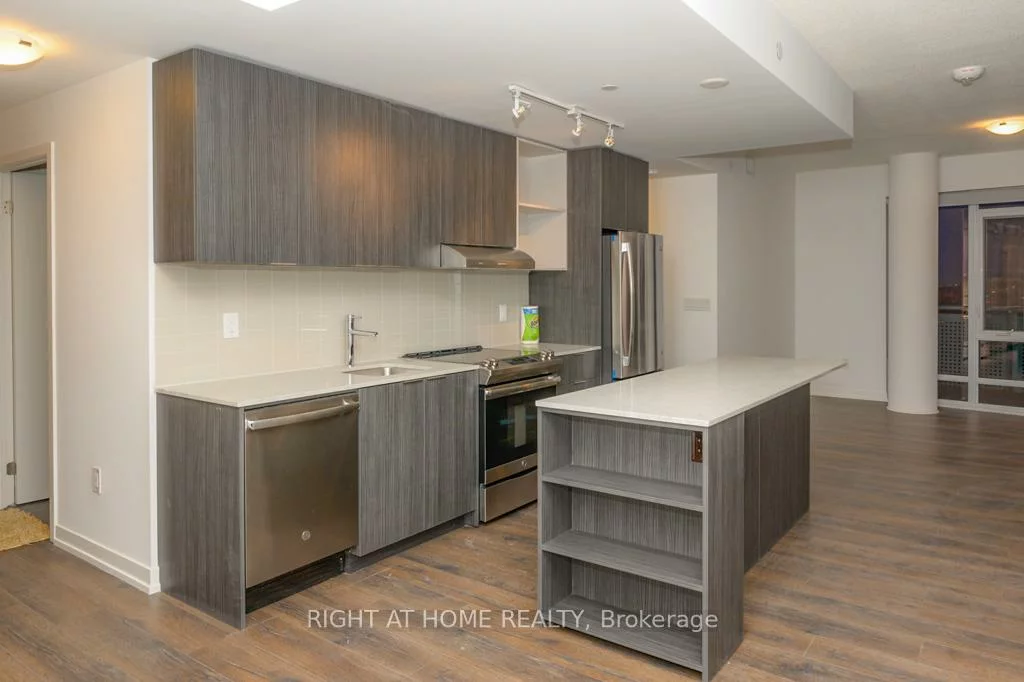 2520, Eglinton, Erin Mills, Mississauga