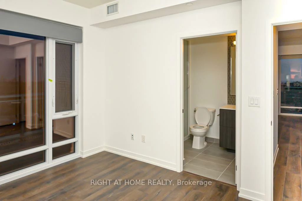 2520, Eglinton, Erin Mills, Mississauga