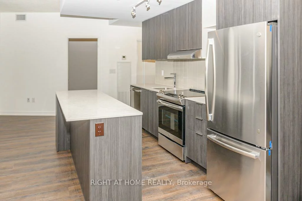 2520, Eglinton, Erin Mills, Mississauga