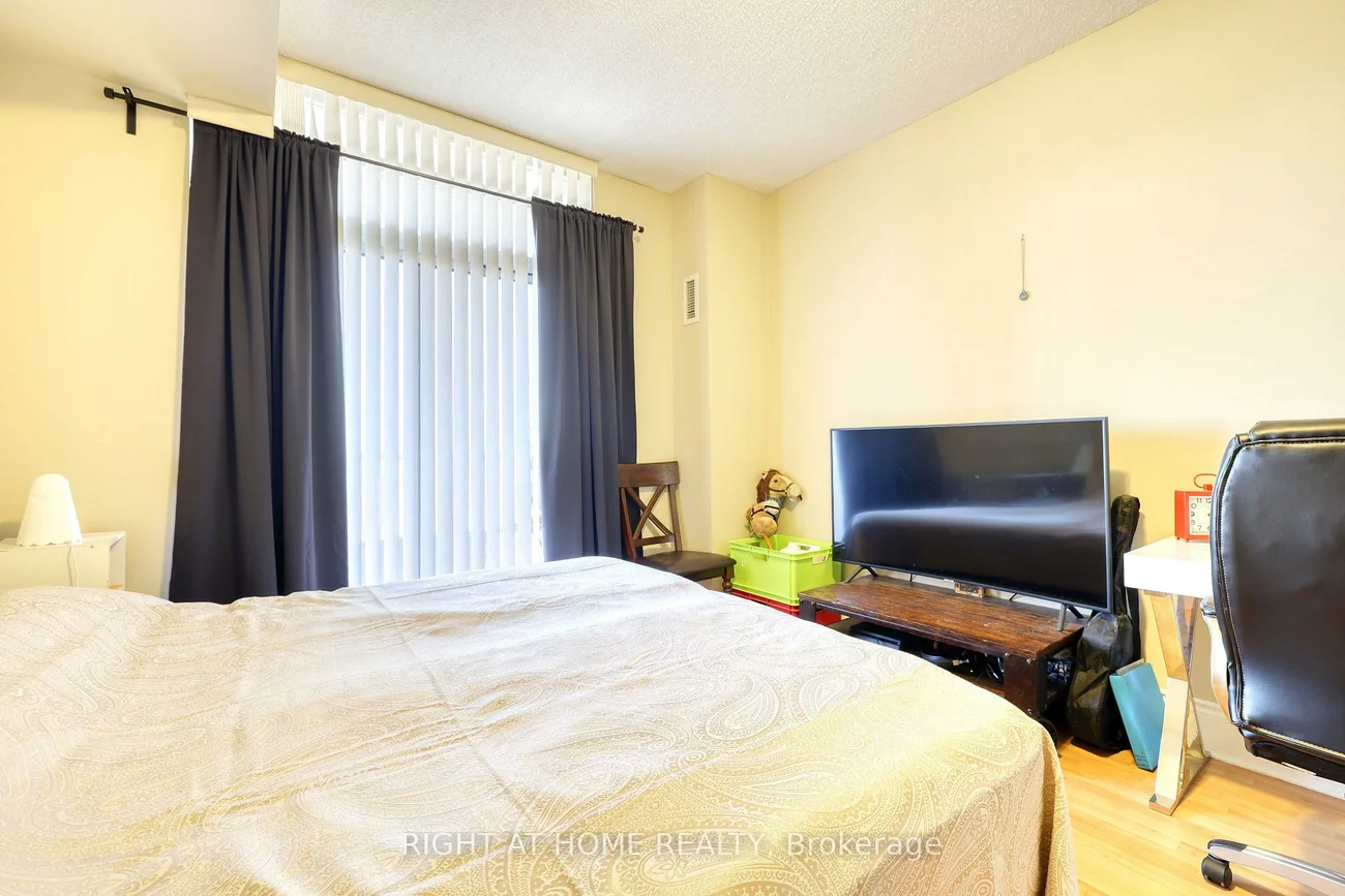 3880, Duke Of York, City Centre, Mississauga