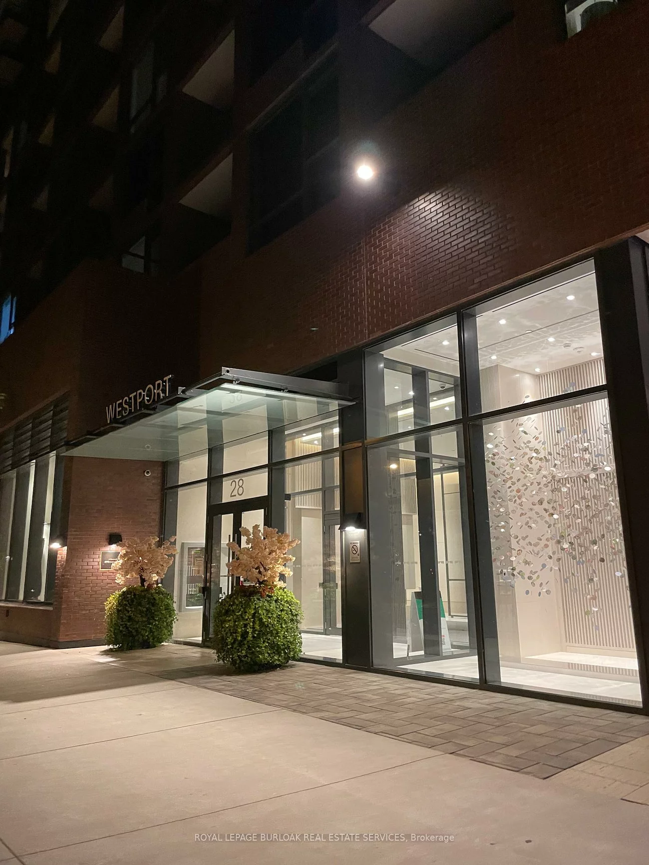 28, Ann, Port Credit, Mississauga