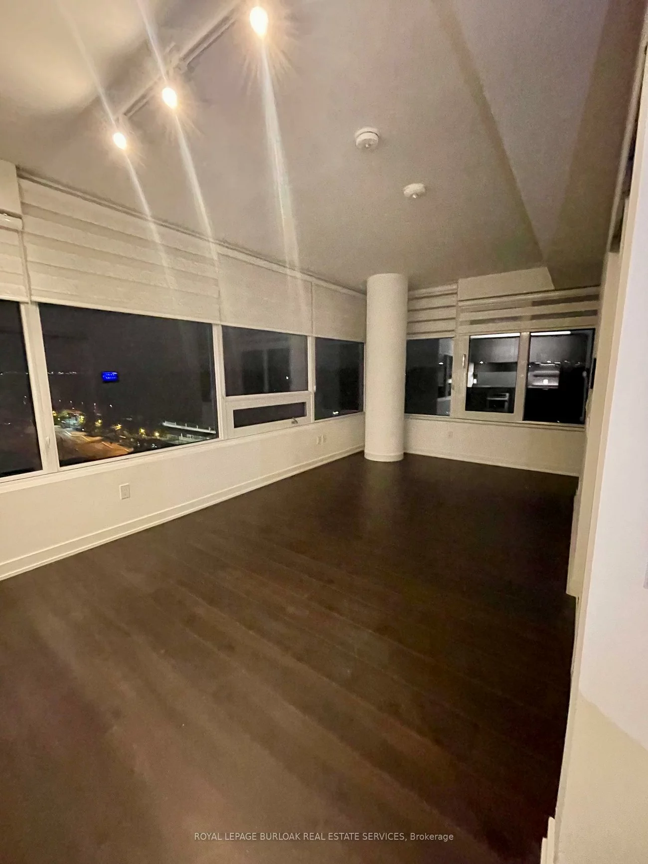 28, Ann, Port Credit, Mississauga