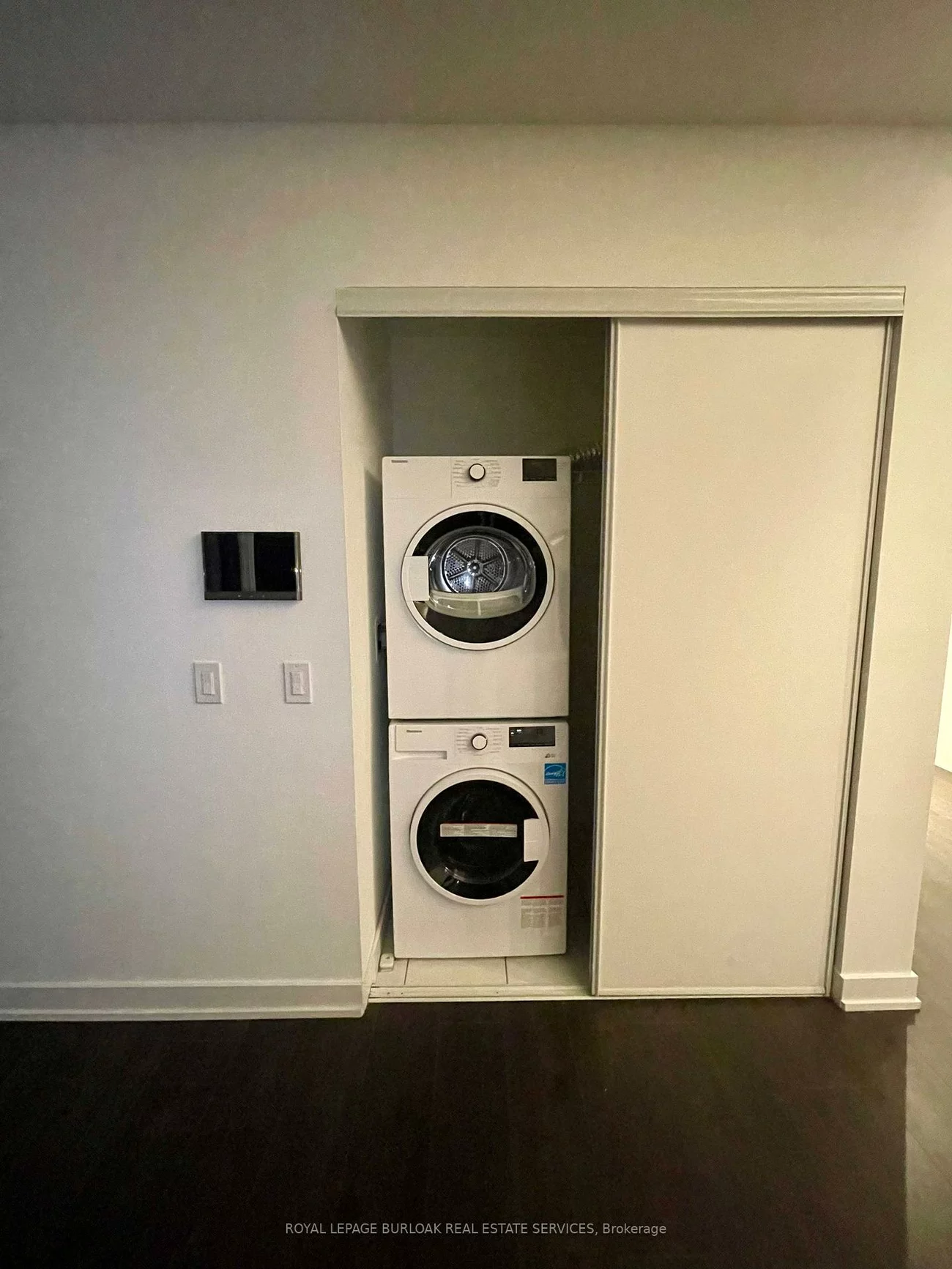 28, Ann, Port Credit, Mississauga