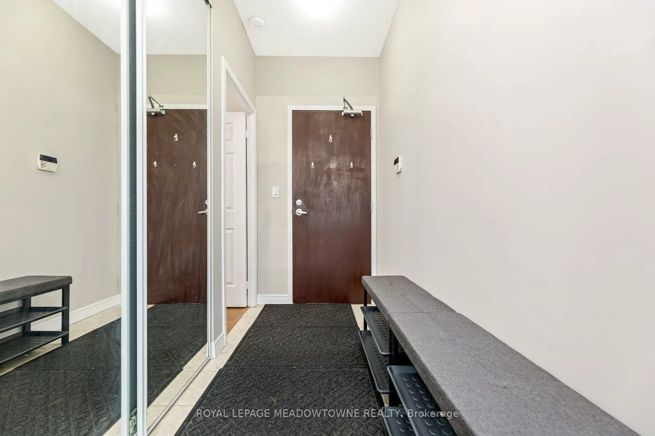 208, Enfield, City Centre, Mississauga