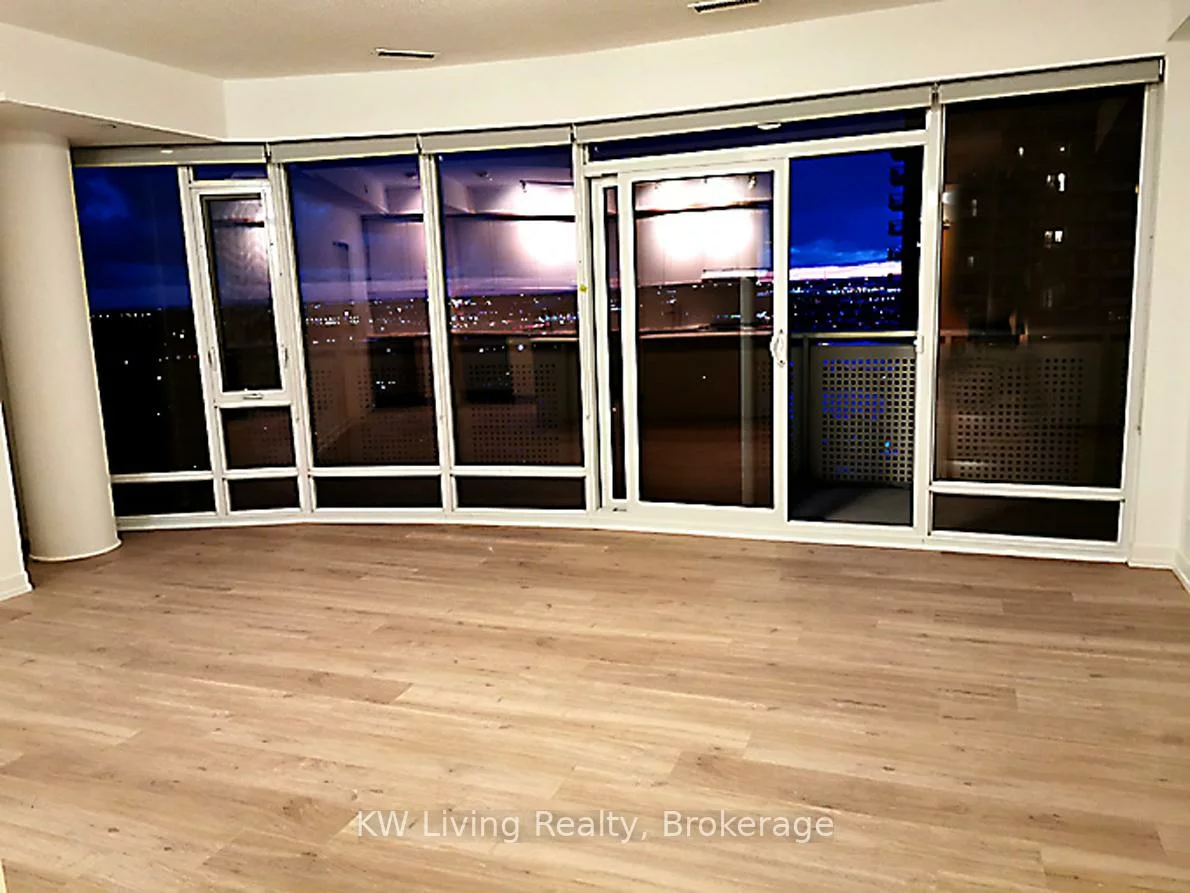 2520, Eglinton, Central Erin Mills, Mississauga