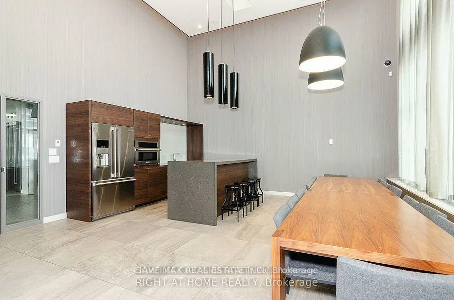 2560, Eglinton, Central Erin Mills, Mississauga